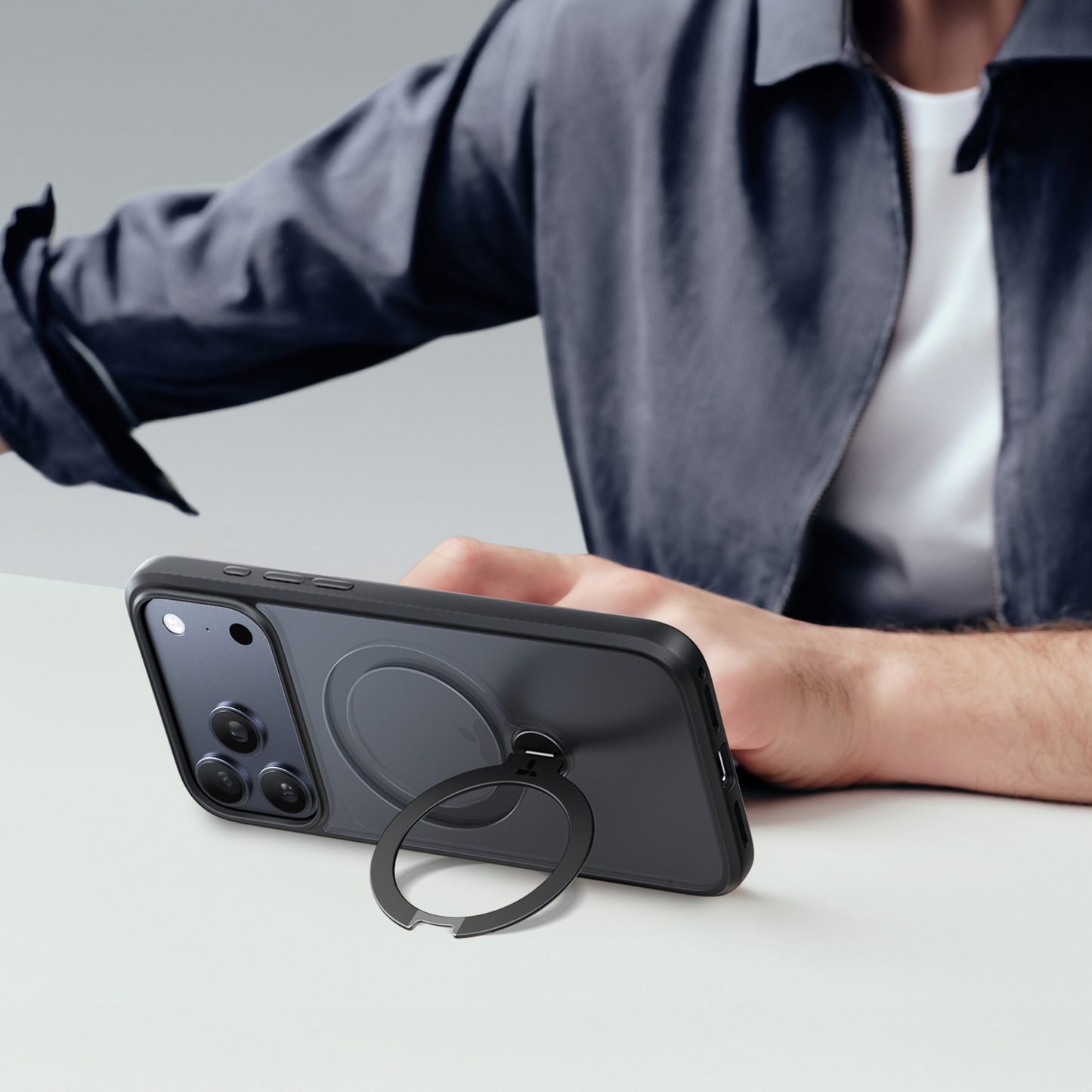 Ostand Q3 Spin for iPhone 17 Pro Max